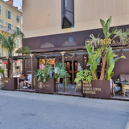 Hotell Du Pin Port 3*