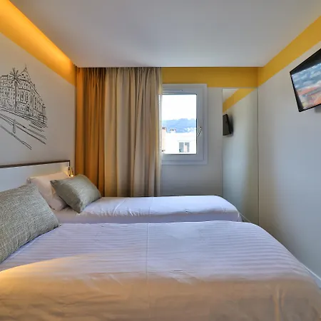Hotel Du Pin Port